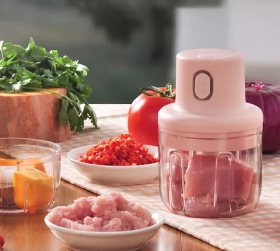 Mini Hachoir Electrique sans Fil avec Chargement USB 45W 100ml